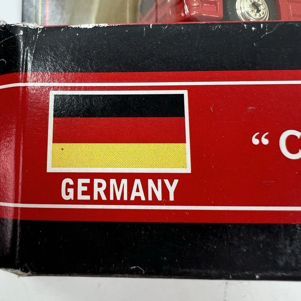 Matchbox Coca-Cola Truck Germany Mercedes-Benz Actros Red Green New 95344